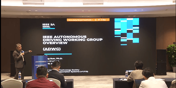 IEEE ADWG工作组主席孙栋博士做主题论坛介绍
